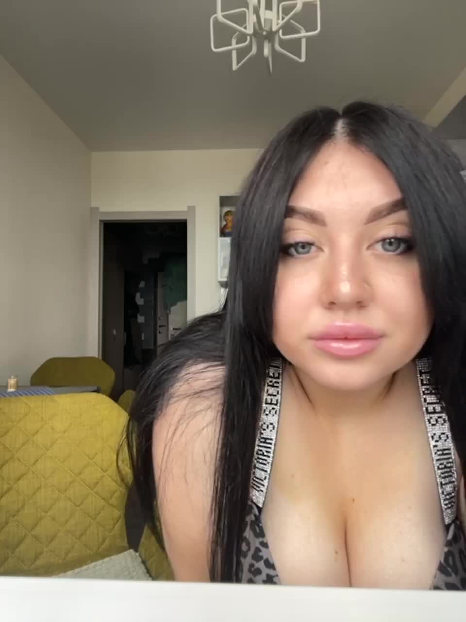 View or download file amanda696 on 2023-06-07 from bongacams