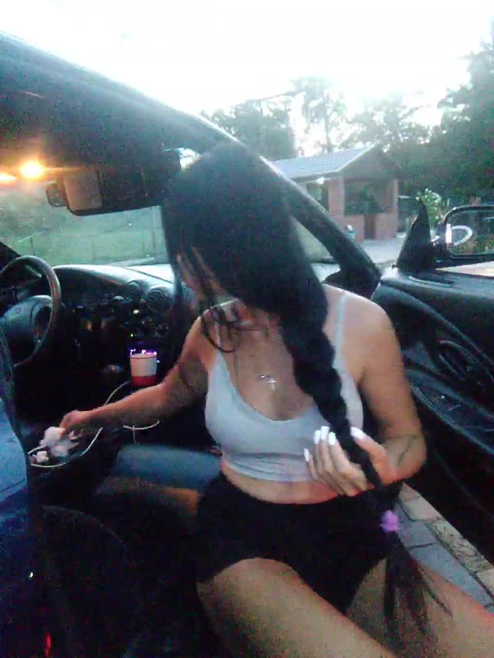 View or download file sex_mashine69 on 2023-06-07 from bongacams