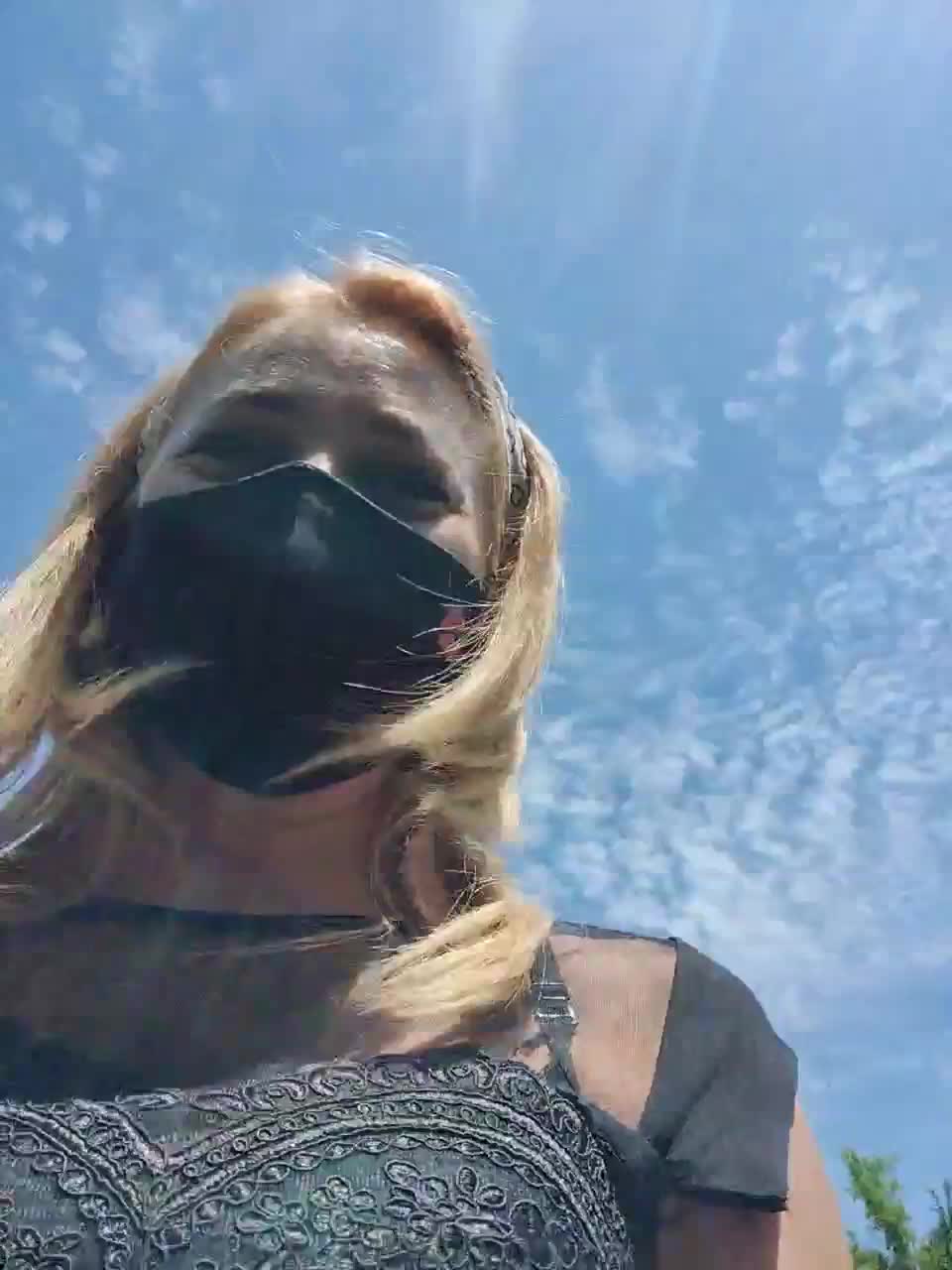 View or download file famouswomen on 2023-06-09 from bongacams