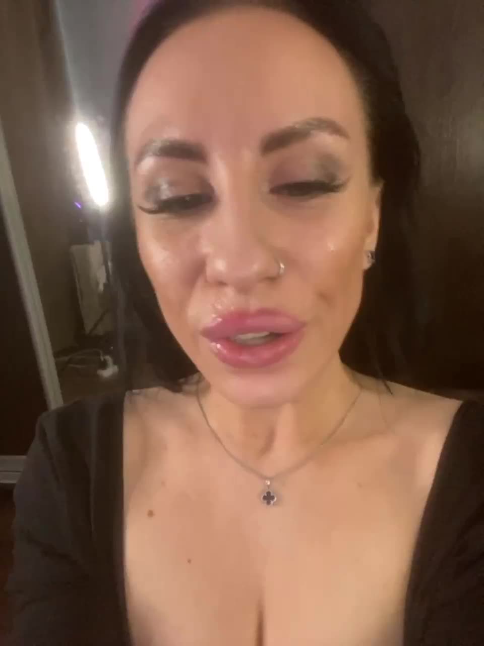 View or download file missjasmine07 on 2023-06-09 from bongacams