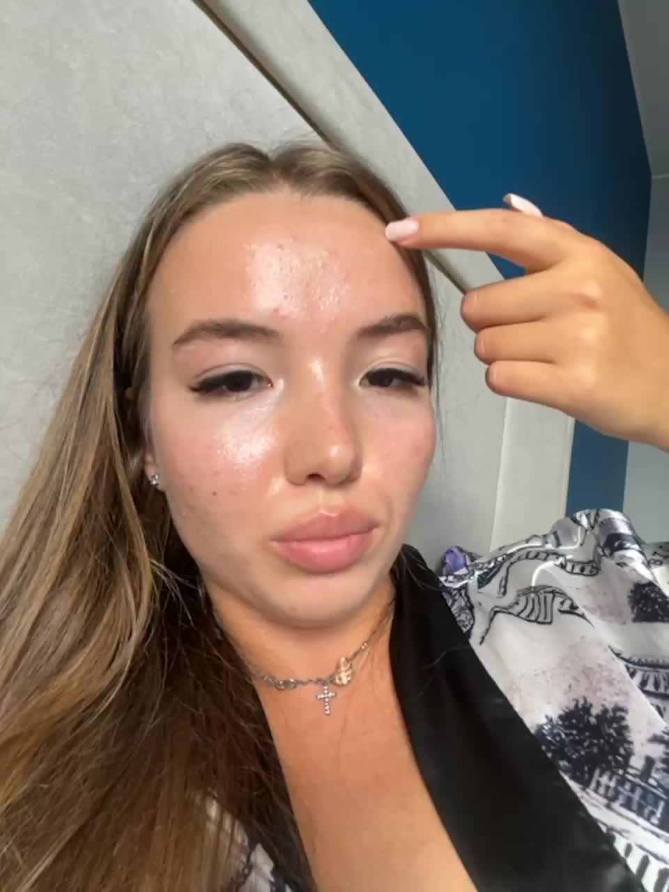 View or download file 7miia7 on 2023-06-12 from bongacams