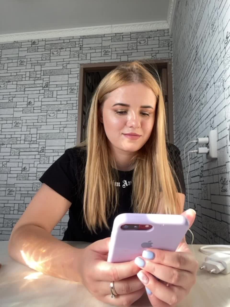 View or download file _hot_katya_ on 2023-06-14 from bongacams