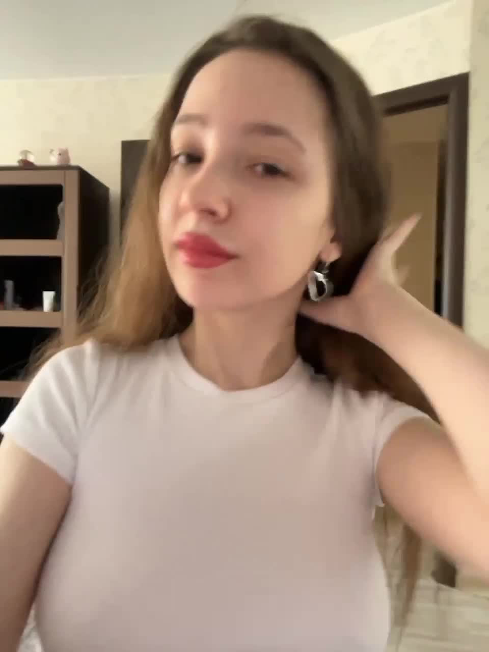View or download file katrinnna on 2023-06-14 from bongacams