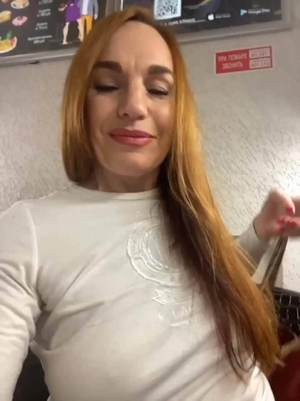 View or download file jessicallo on 2023-06-15 from bongacams