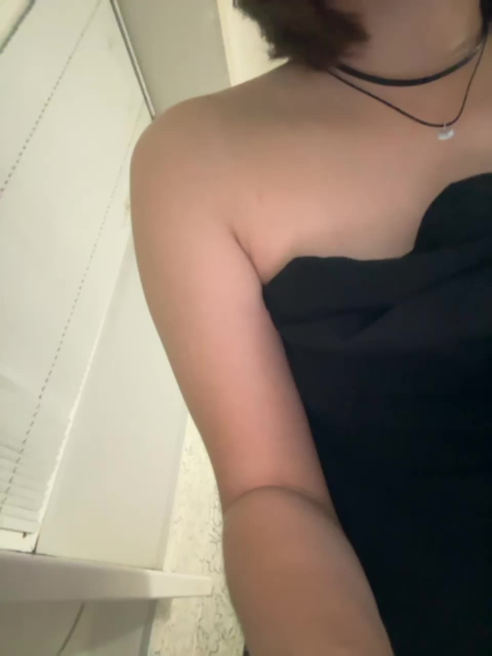 View or download file smorodinkaa on 2023-06-15 from bongacams