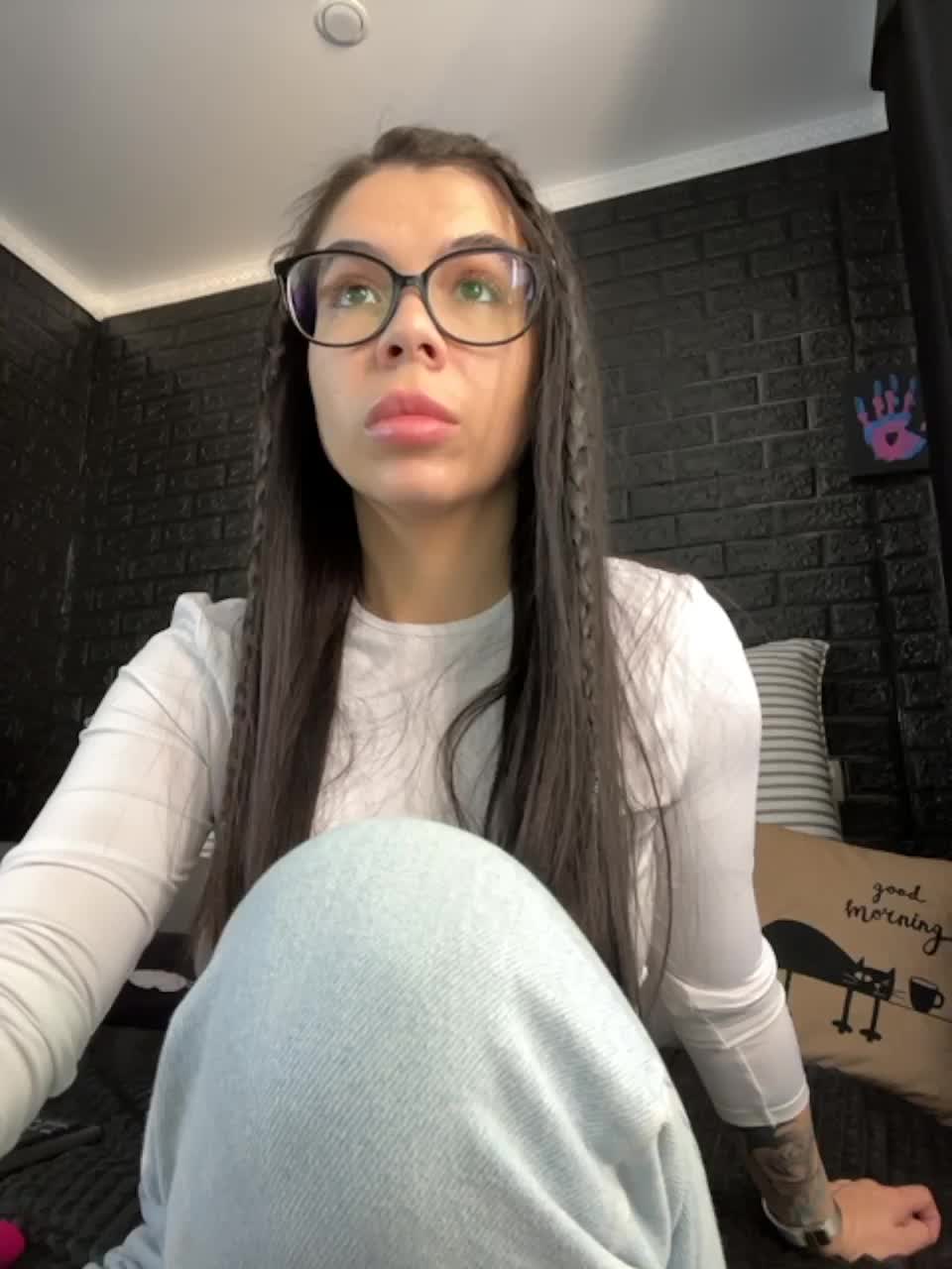 View or download file vero19nika on 2023-06-18 from bongacams