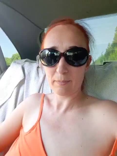 View or download file me_reina on 2023-06-19 from bongacams