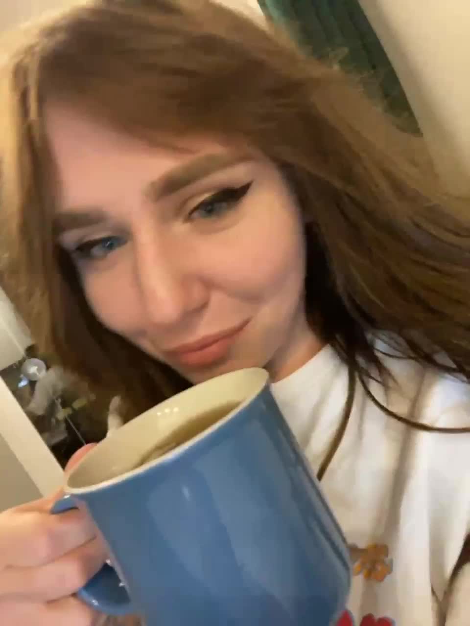 View or download file peach__alice on 2023-06-19 from bongacams