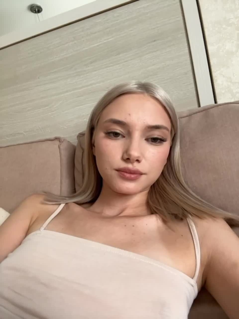 View or download file sweetgirl_11 on 2023-06-21 from bongacams