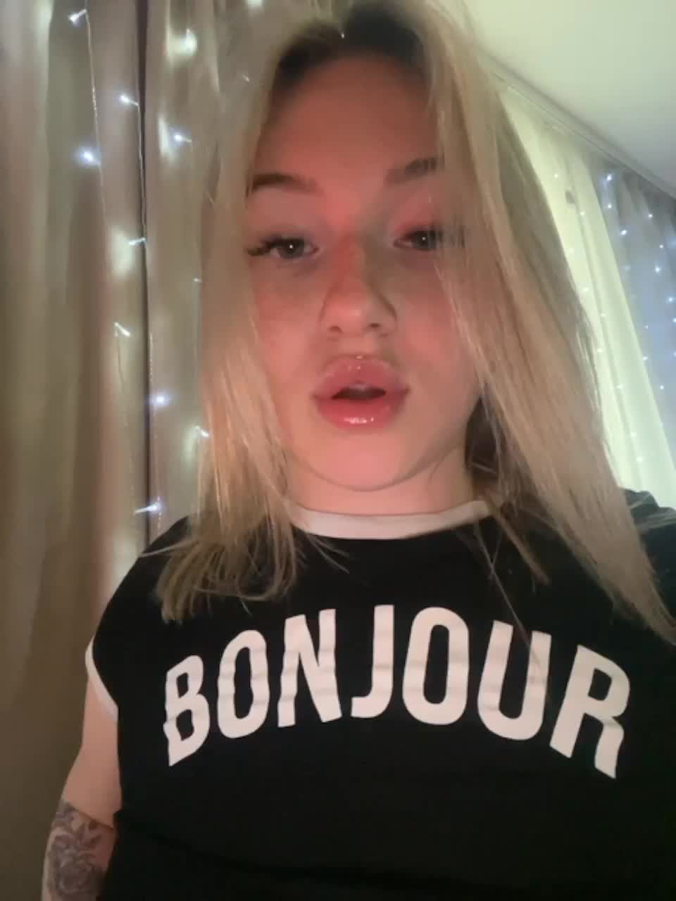 View or download file boredgirl on 2023-06-22 from bongacams