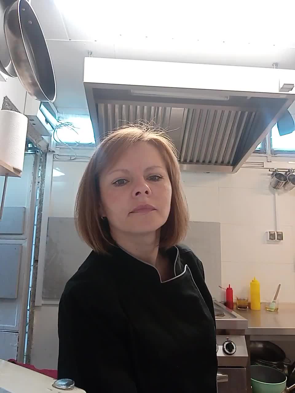 View or download file hotiren on 2023-06-22 from bongacams