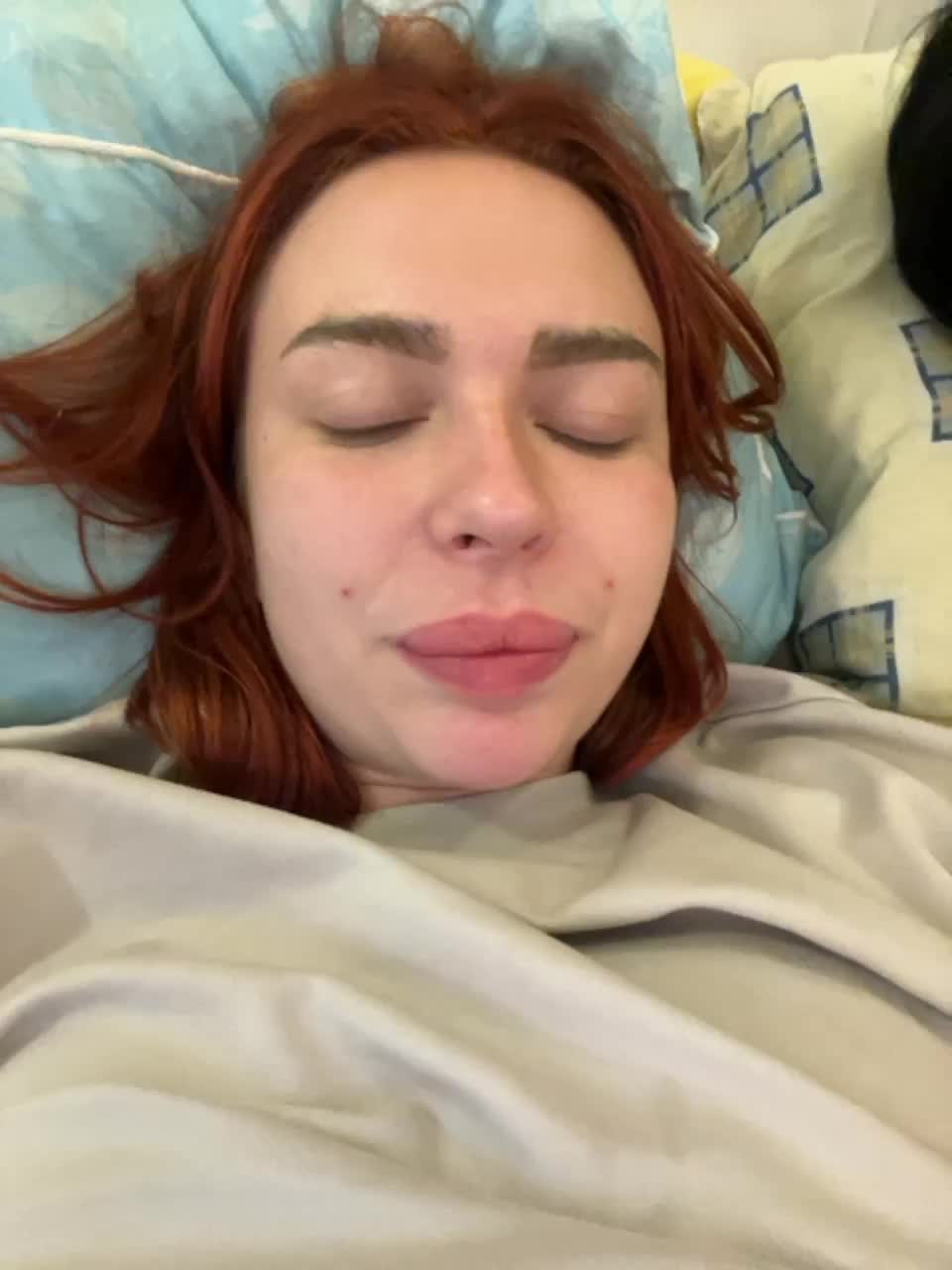 View or download file fuckffmoney on 2023-06-23 from bongacams