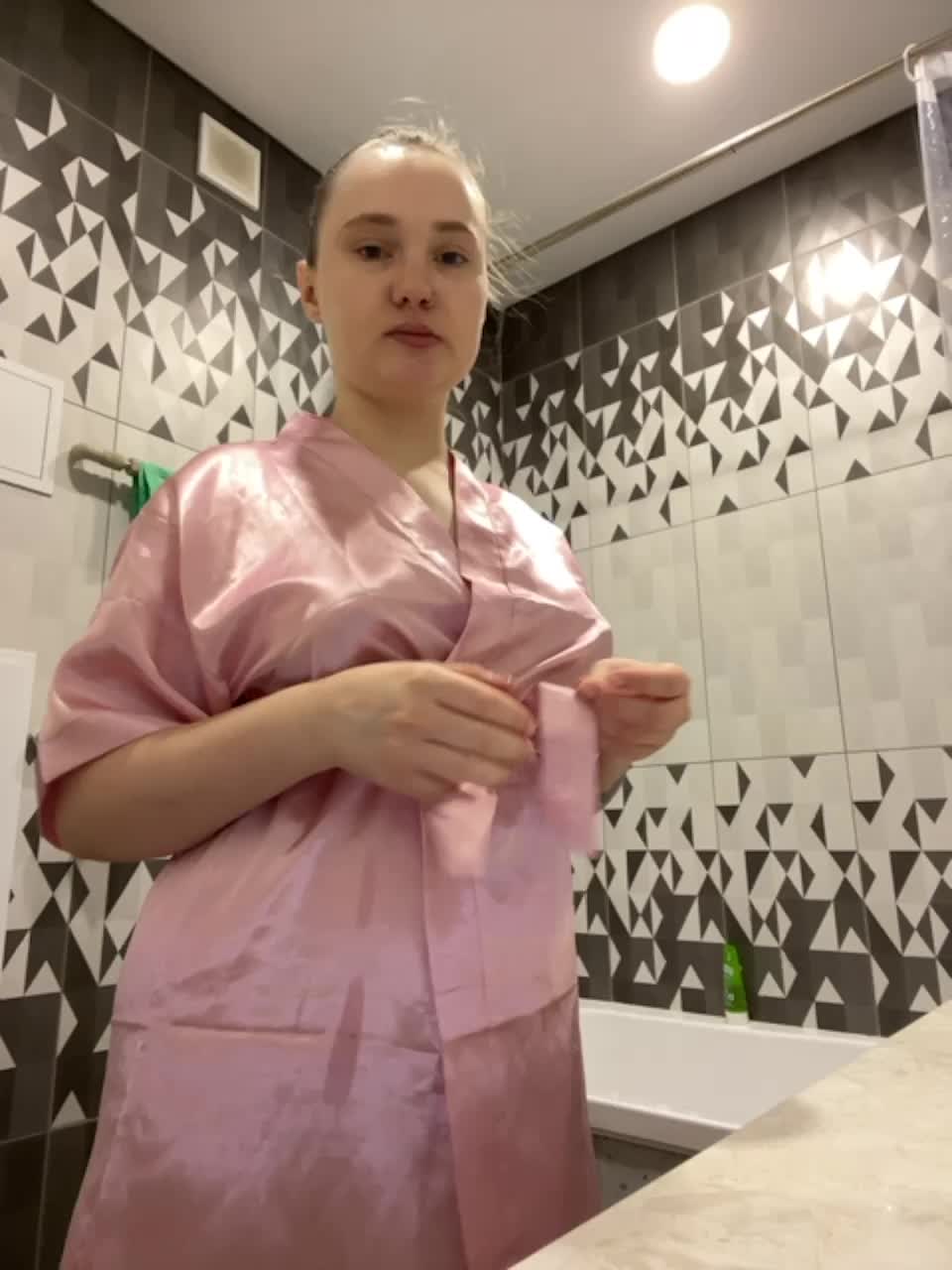 View or download file angelinakuny on 2023-06-24 from bongacams