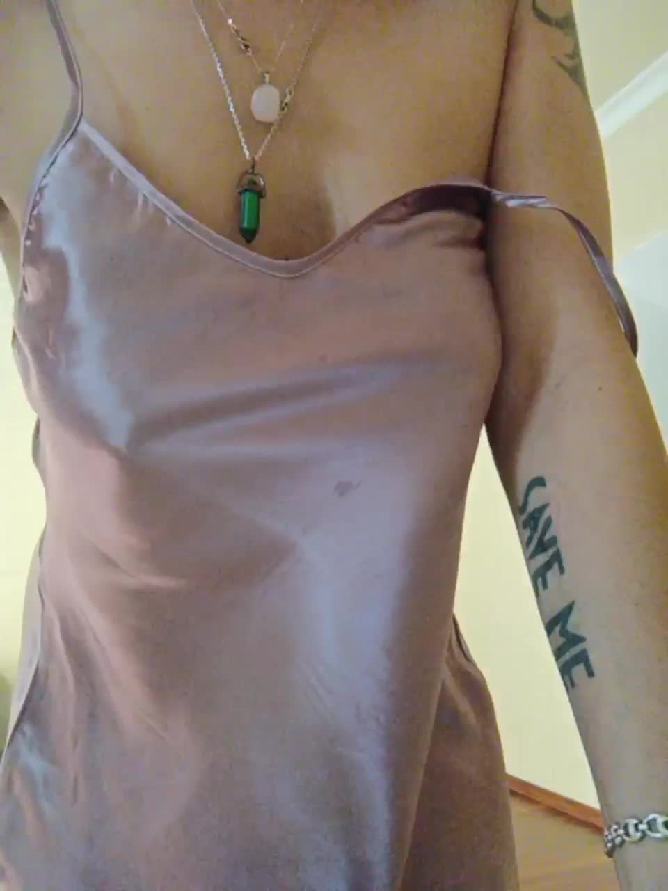 View or download file gold_model on 2023-06-24 from bongacams