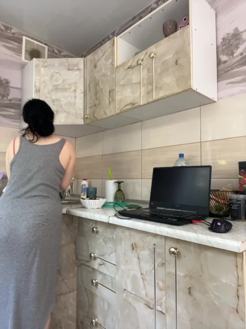 View or download file blue_eyes1 on 2023-06-27 from bongacams