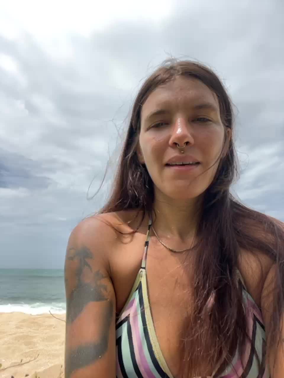 View or download file webartiss on 2023-07-04 from bongacams