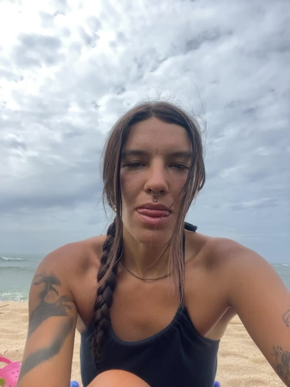 View or download file webartiss on 2023-07-05 from bongacams