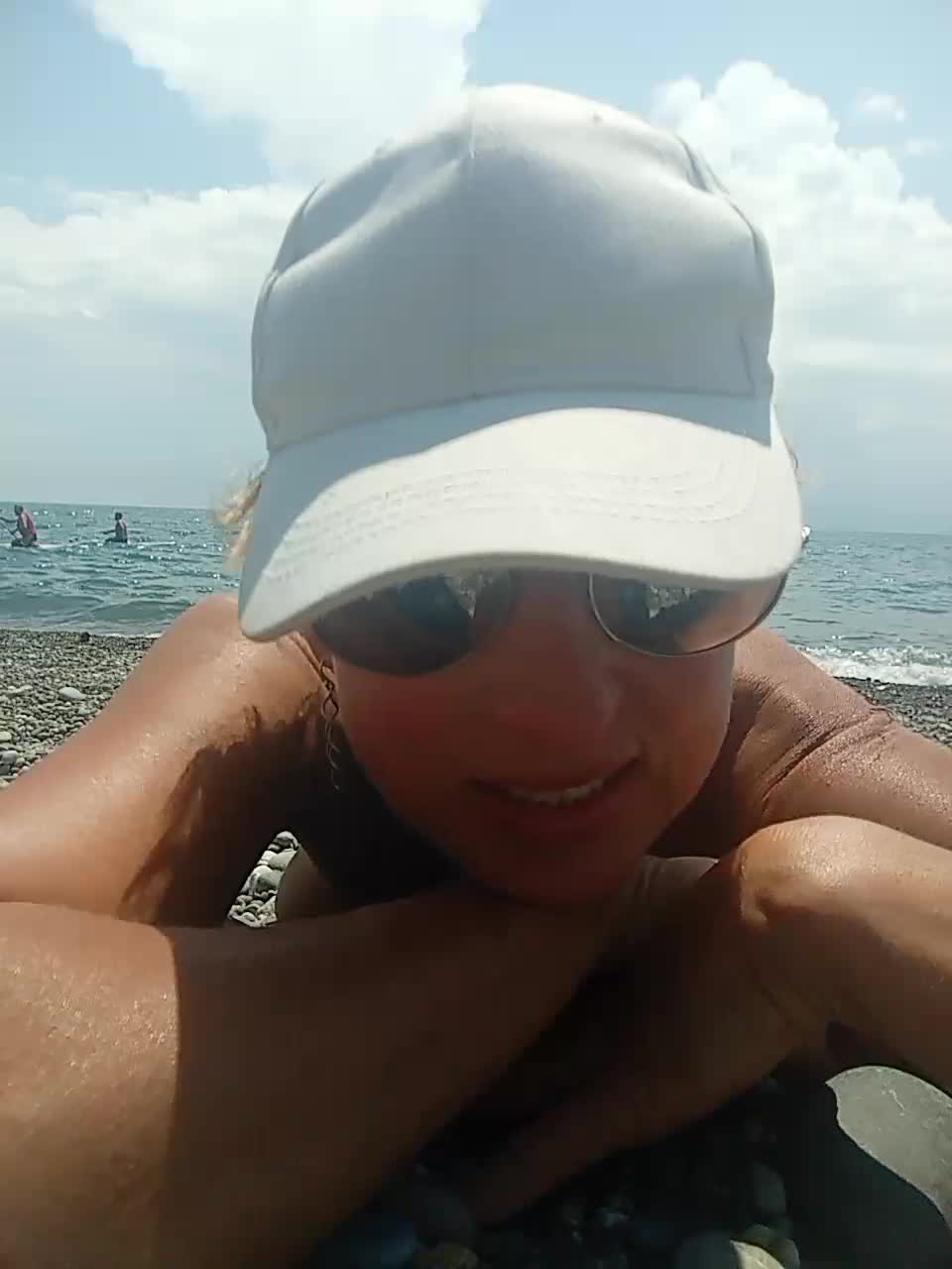 View or download file angelrubege on 2023-07-15 from bongacams