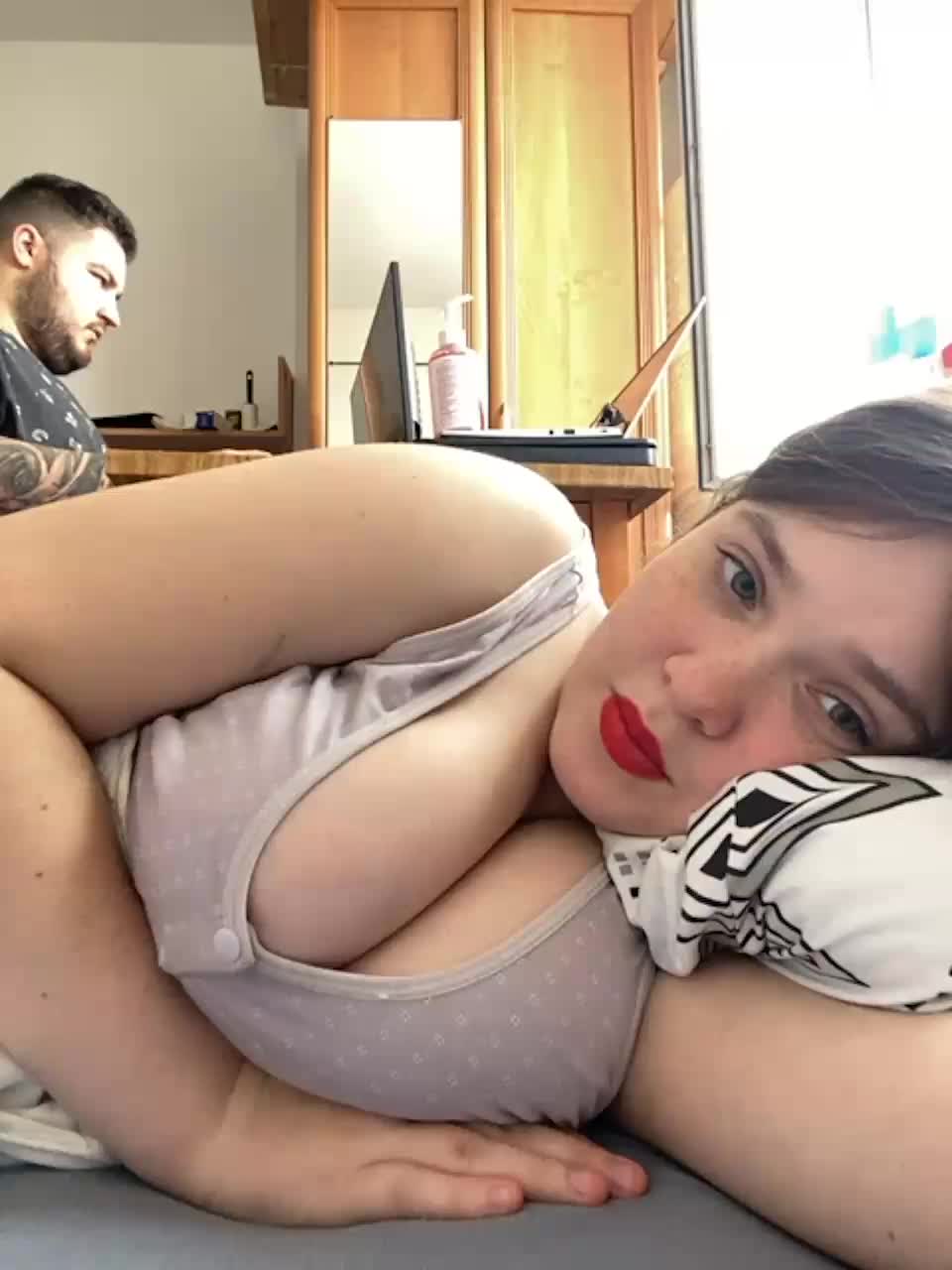 View or download file dadaarumka on 2023-07-19 from bongacams