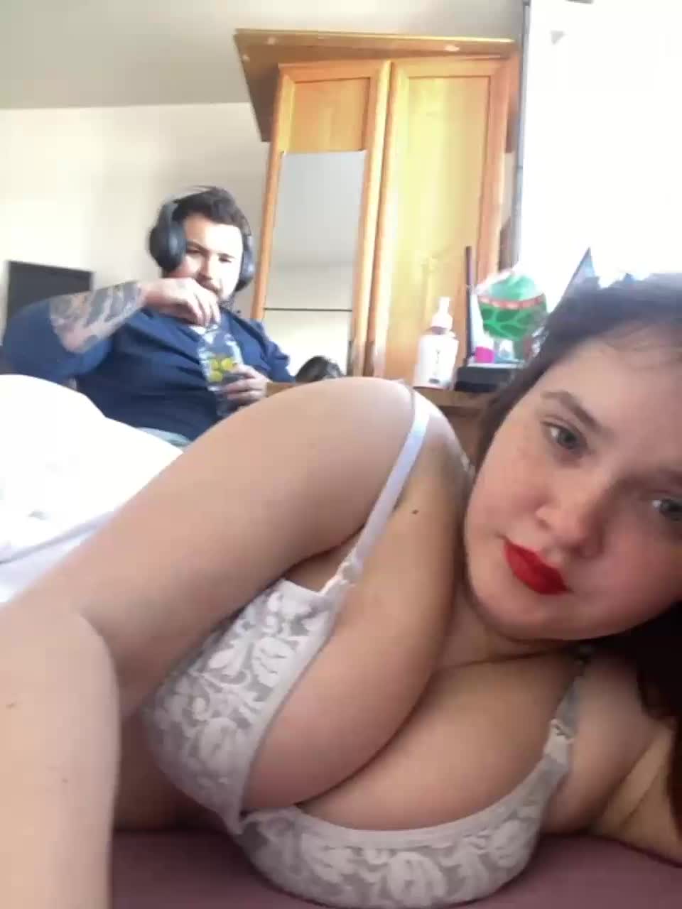 View or download file dadaarumka on 2023-07-24 from bongacams