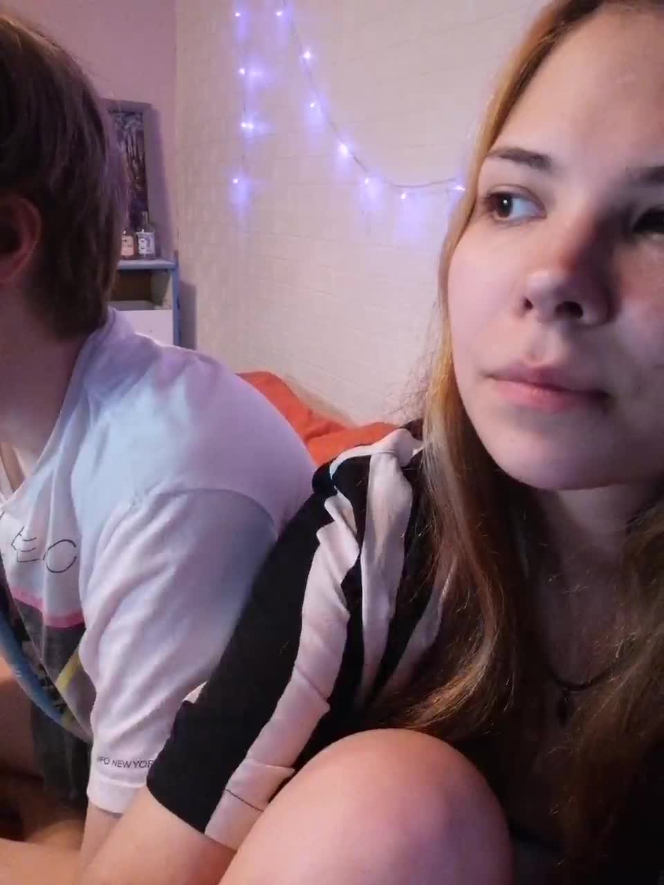 View or download file redsparrow1 on 2023-07-27 from bongacams