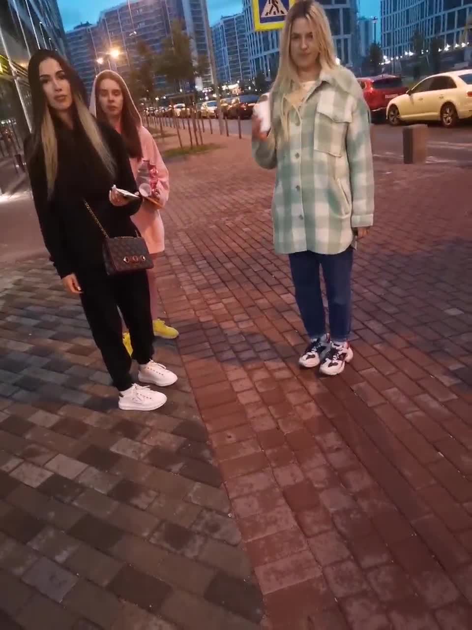 View or download file banana_peach on 2023-07-28 from bongacams