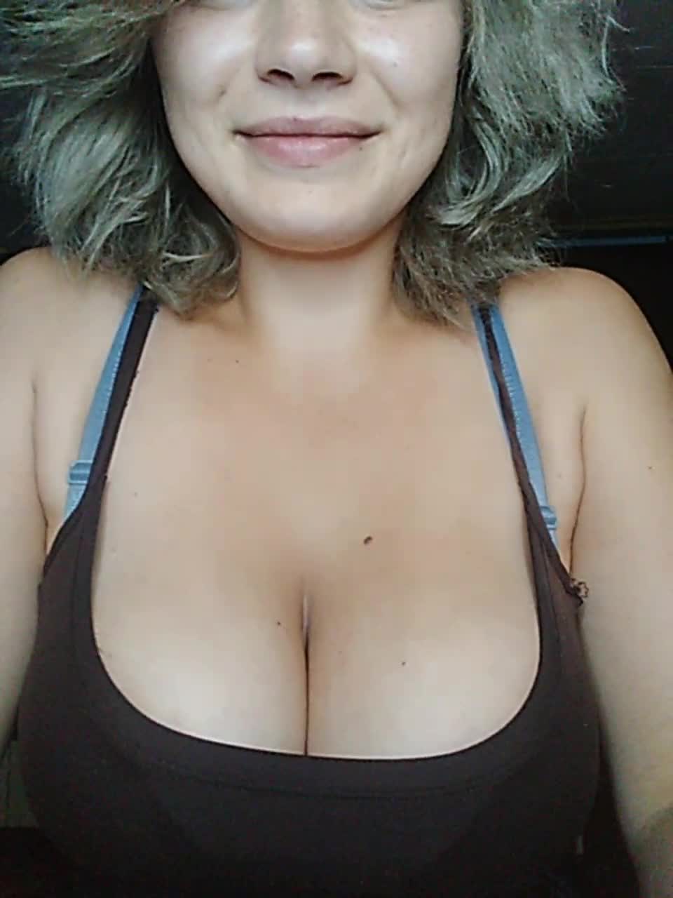 View or download file sweet_candy88 on 2023-07-30 from bongacams