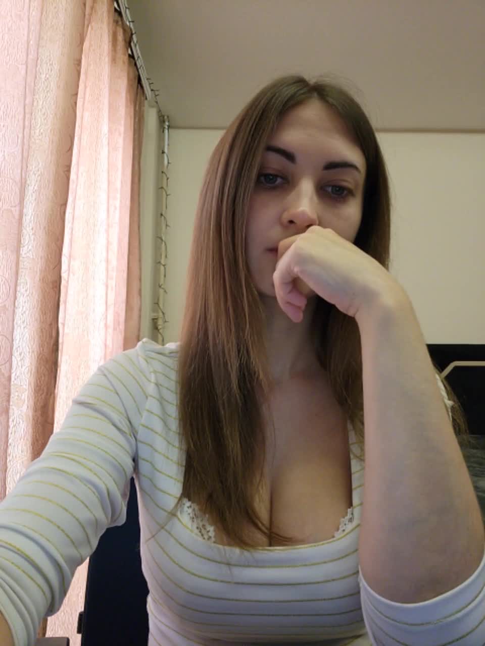 View or download file juicyirina on 2023-07-31 from bongacams