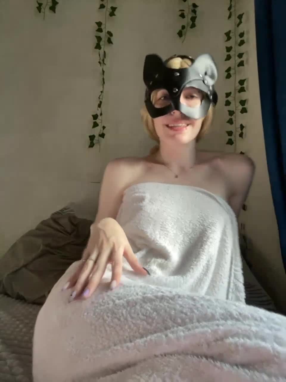 View or download file marisha_fetish1 on 2023-08-06 from bongacams