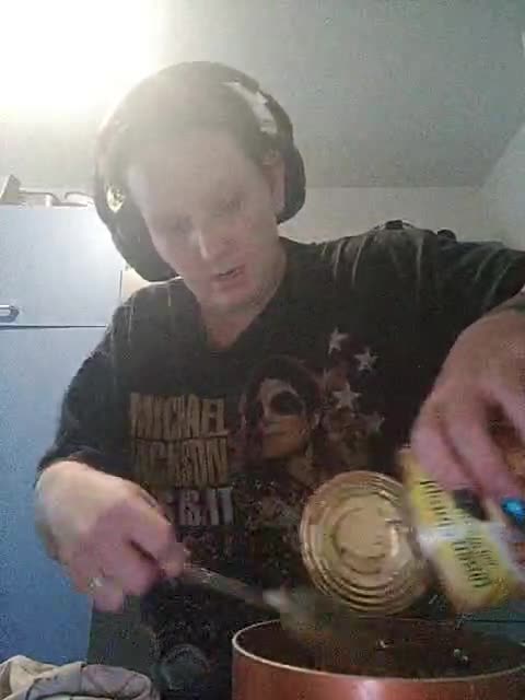 View or download file wetgerman2 on 2023-08-06 from bongacams