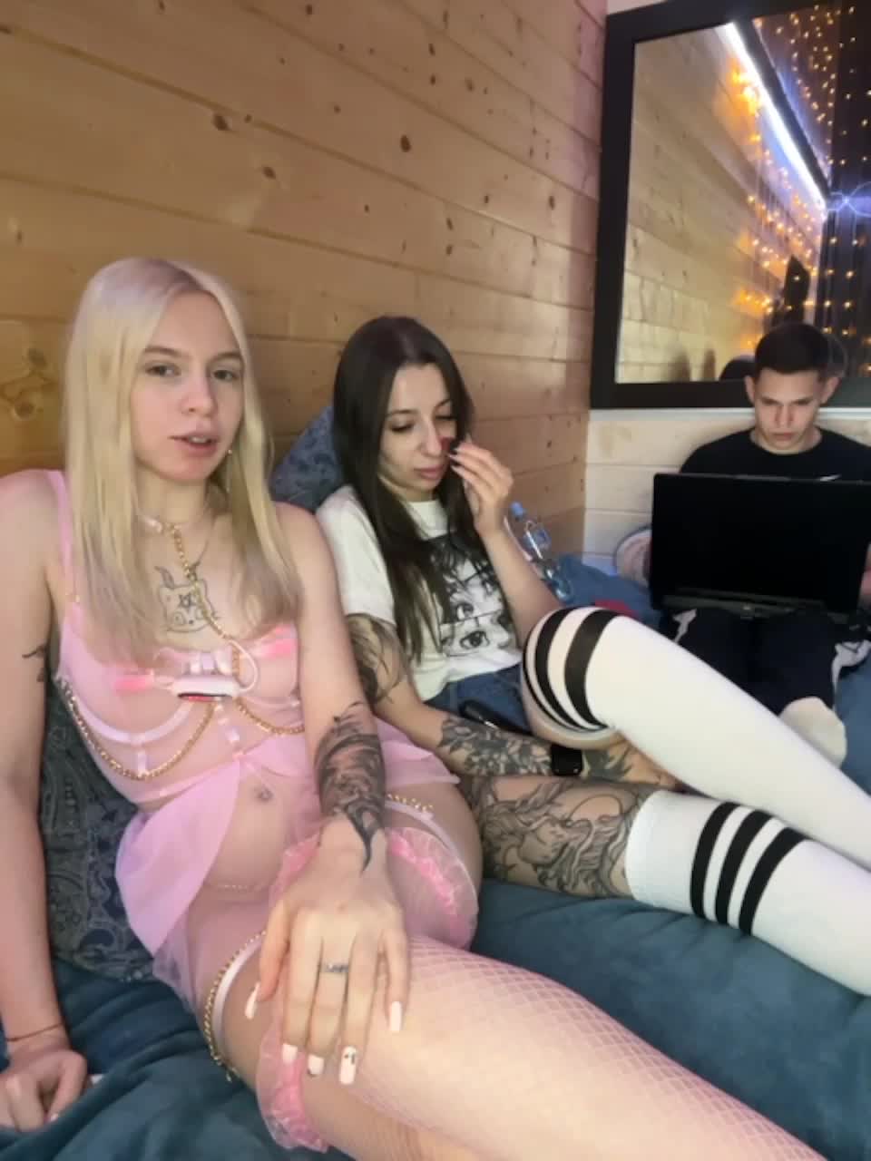 View or download file baby6boy9 on 2023-08-13 from bongacams