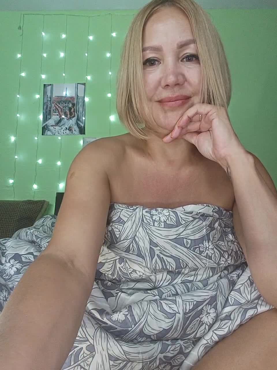 View or download file topshoww on 2023-08-14 from bongacams