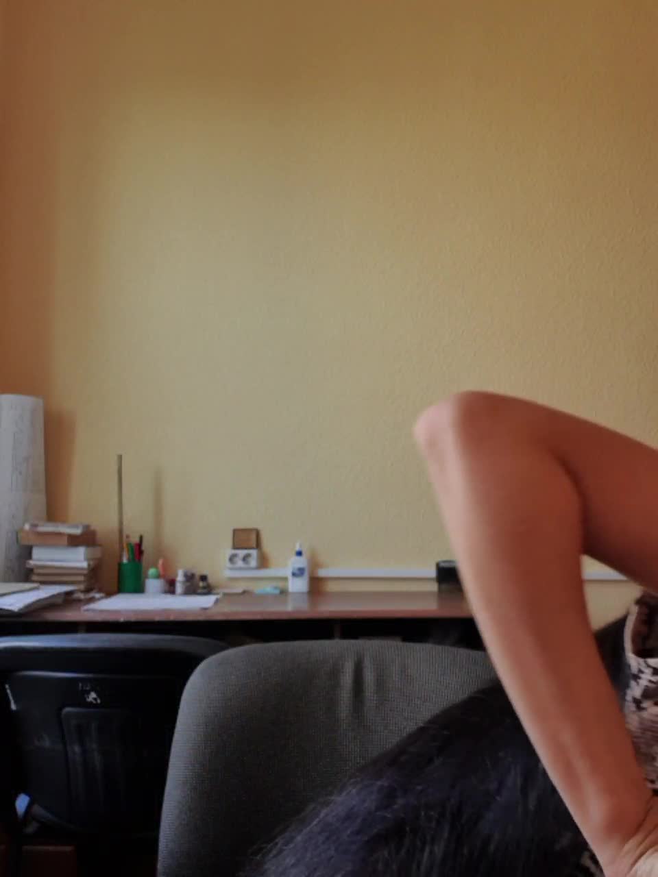 View or download file 1glorya1 on 2023-08-15 from bongacams