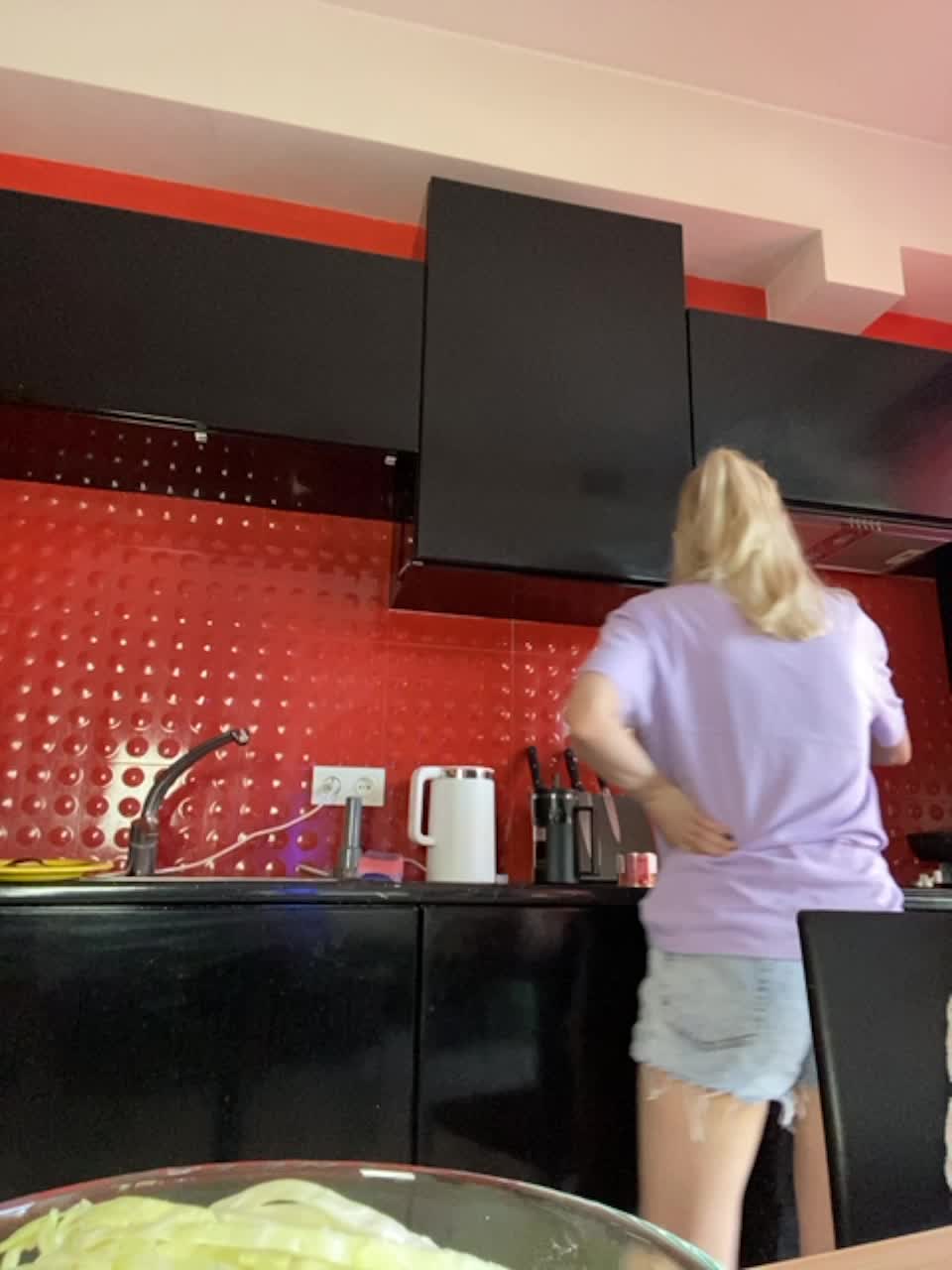 View or download file lesyaprincess on 2023-08-16 from bongacams