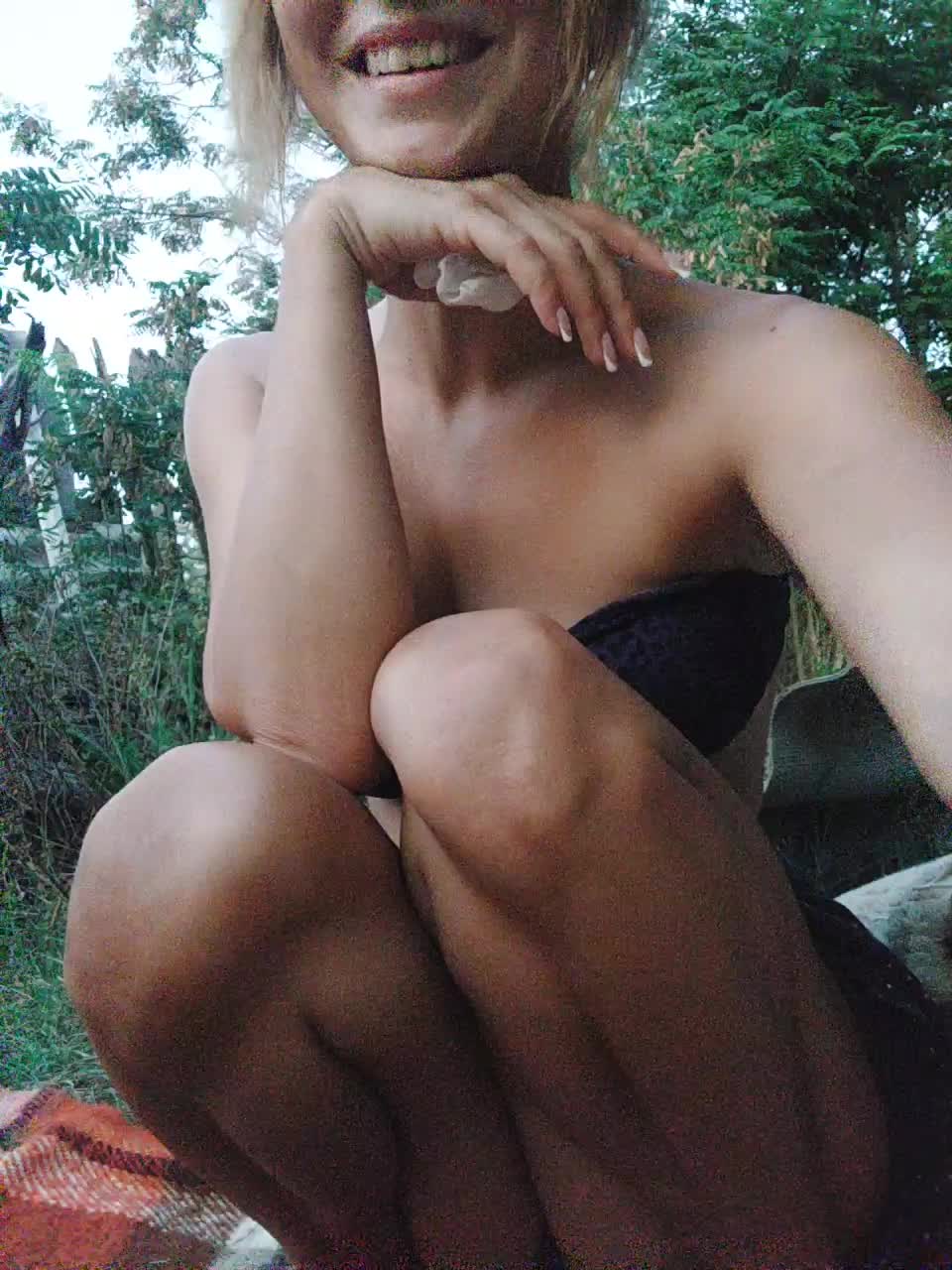 View or download file kkoketkaa on 2023-08-17 from bongacams