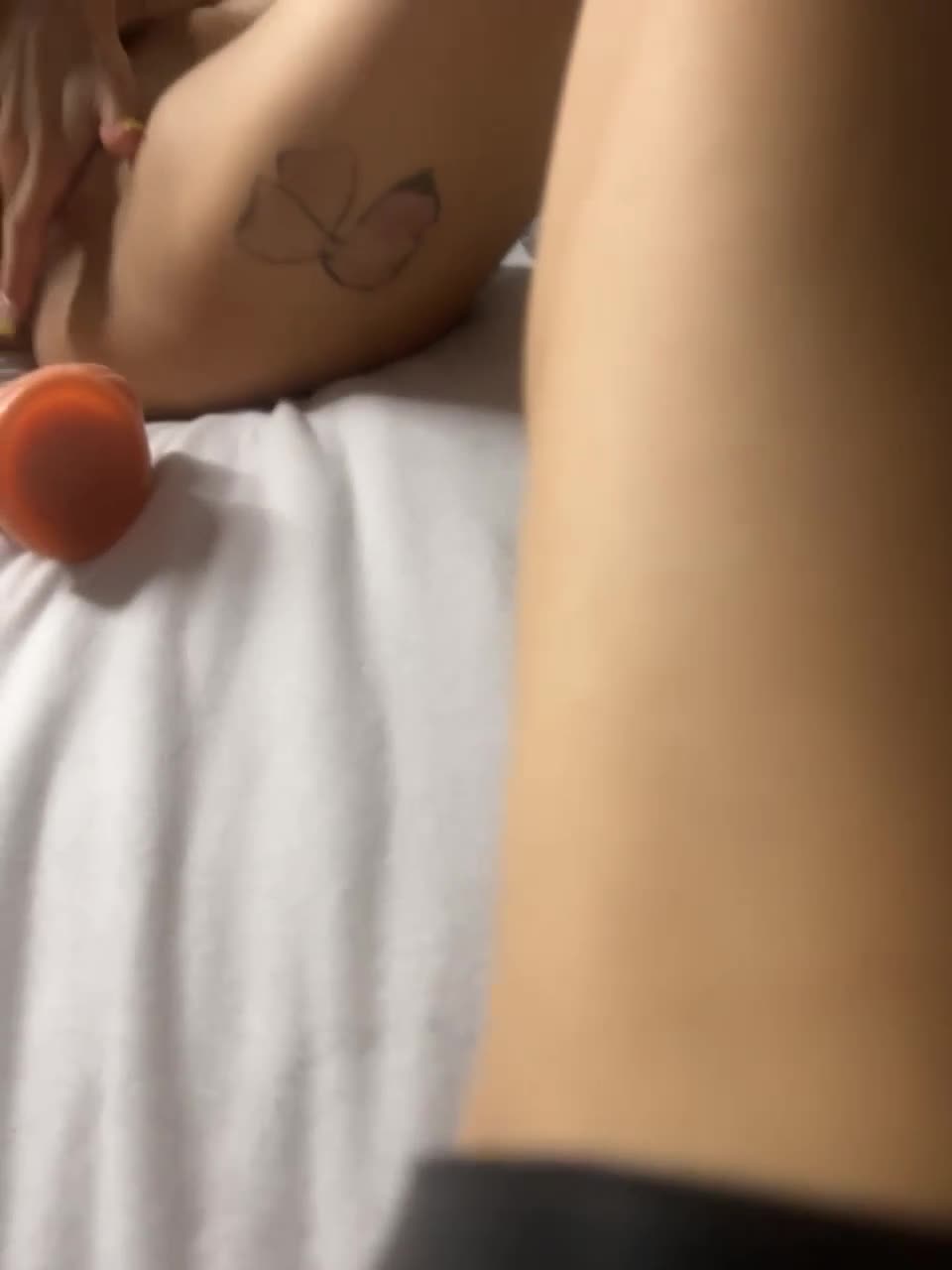 View or download file hotsexwife on 2023-08-19 from bongacams