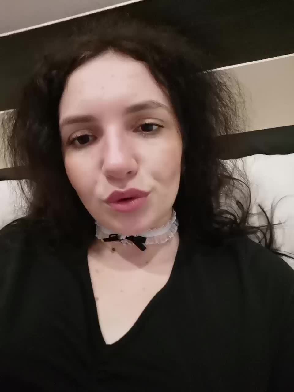 View or download file marykiskis on 2023-09-06 from bongacams