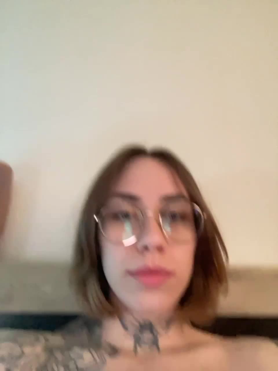 View or download file 669aleksa669 on 2023-09-10 from bongacams