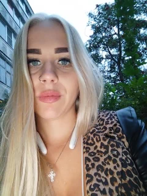 View or download file artistkari on 2023-09-10 from bongacams