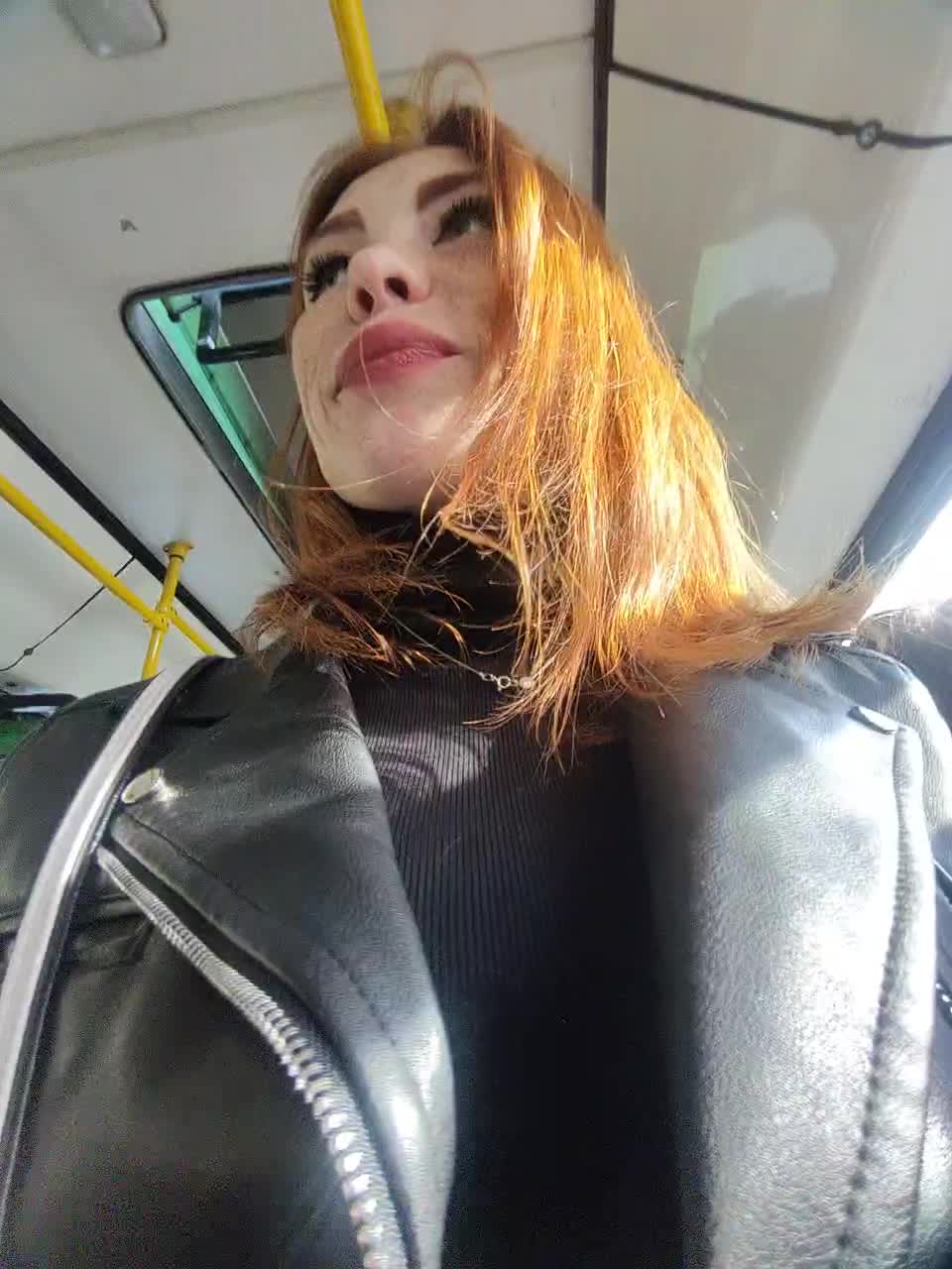 View or download file fox_hole on 2023-09-12 from bongacams