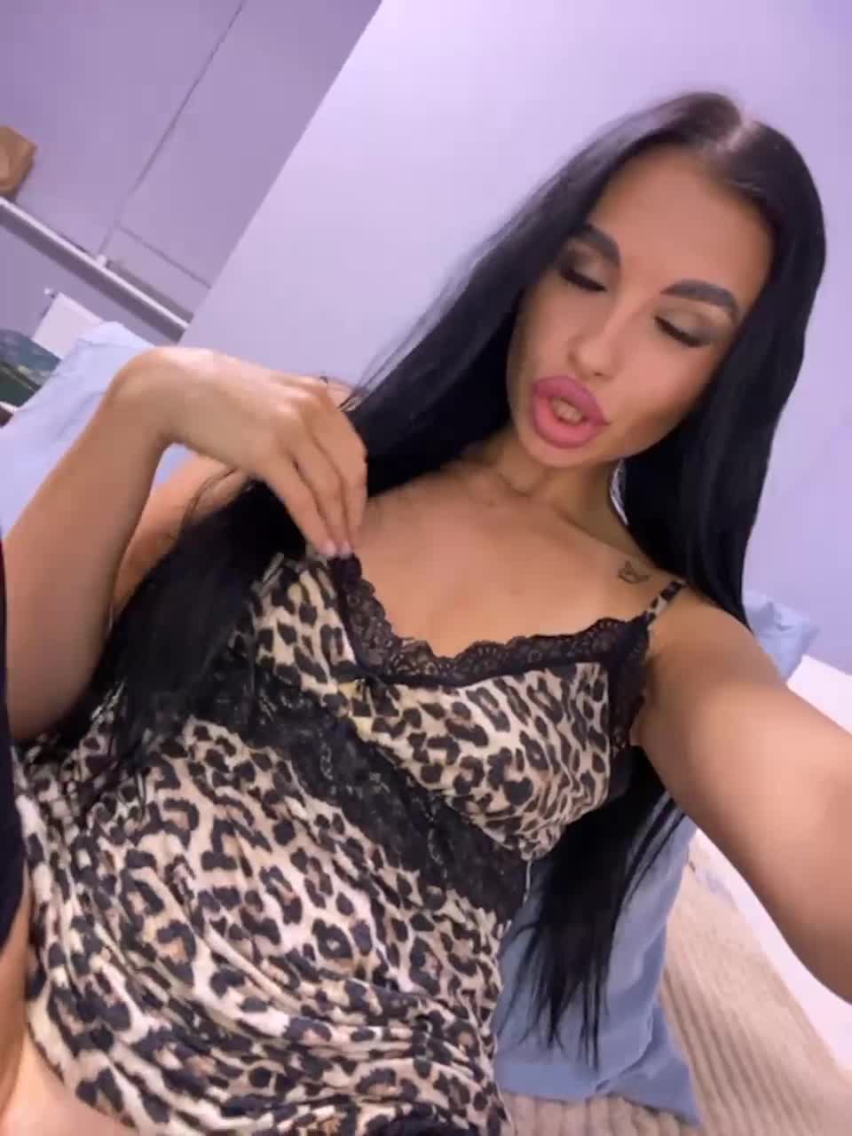 View or download file lonelynasty1 on 2023-09-17 from bongacams