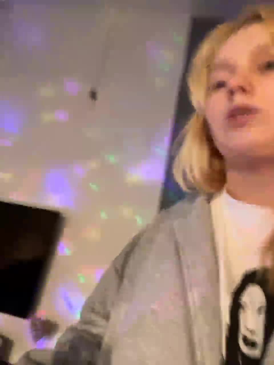 View or download file radiants_two on 2023-09-19 from bongacams