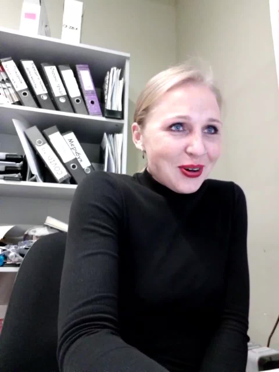 View or download file vaiola on 2023-09-22 from bongacams