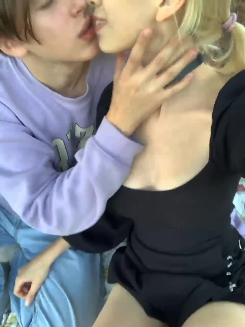 View or download file kittiesclub on 2023-09-26 from bongacams