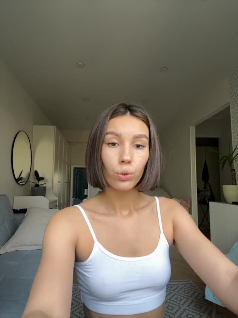 View or download file angela1555 on 2023-09-28 from bongacams