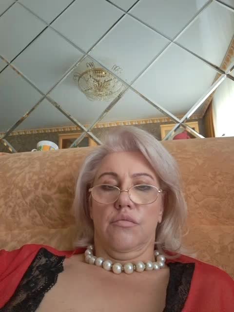 View or download file angelok_12 on 2023-10-01 from bongacams