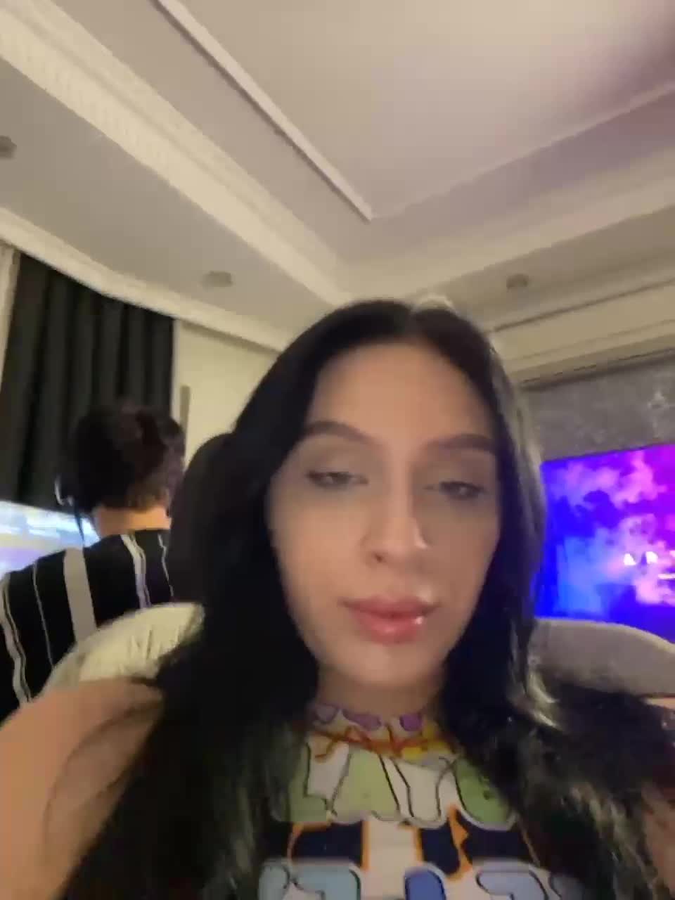 View or download file partynextnext on 2023-10-01 from bongacams