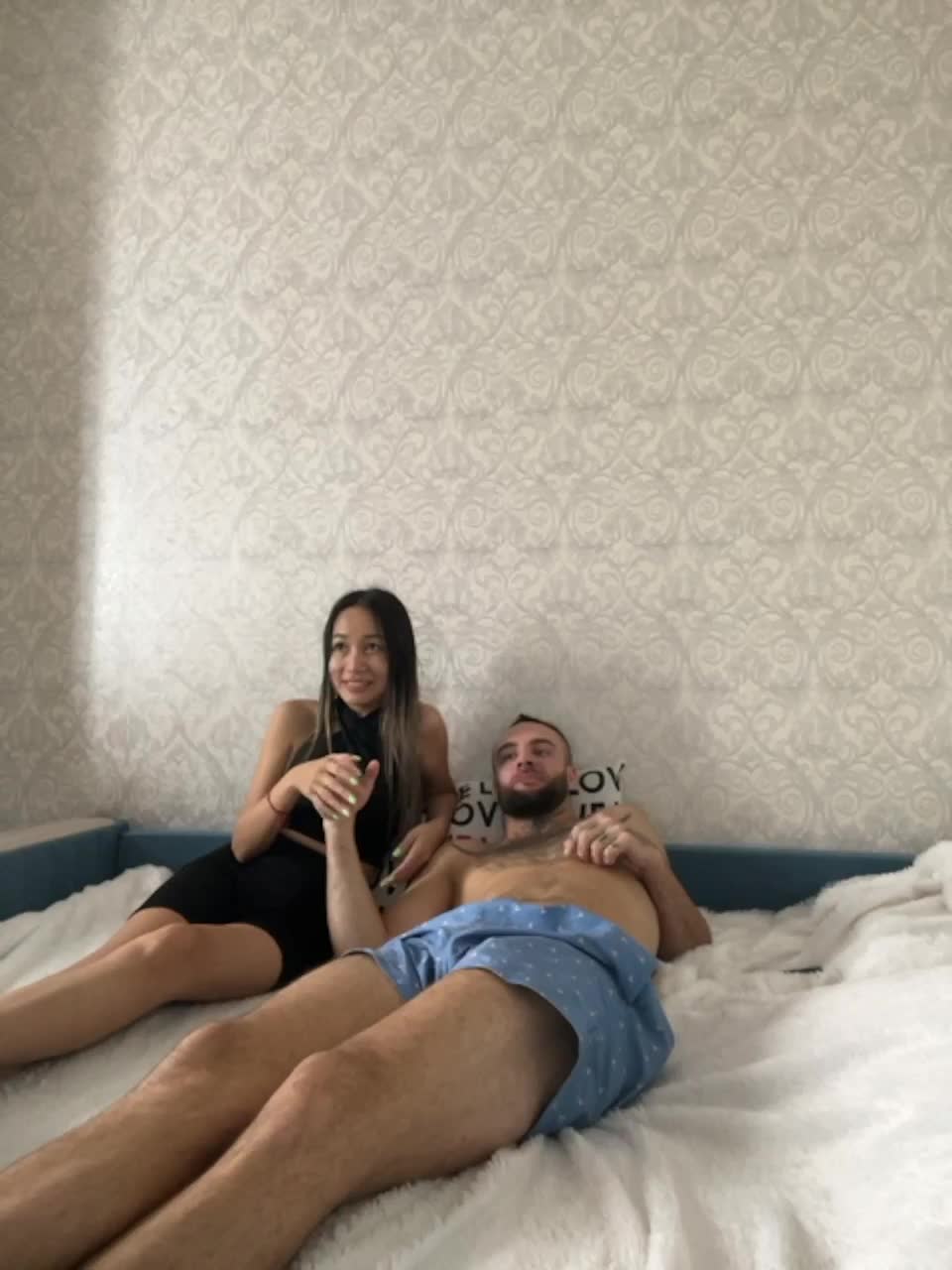 View or download file hot_kissess on 2023-10-02 from bongacams