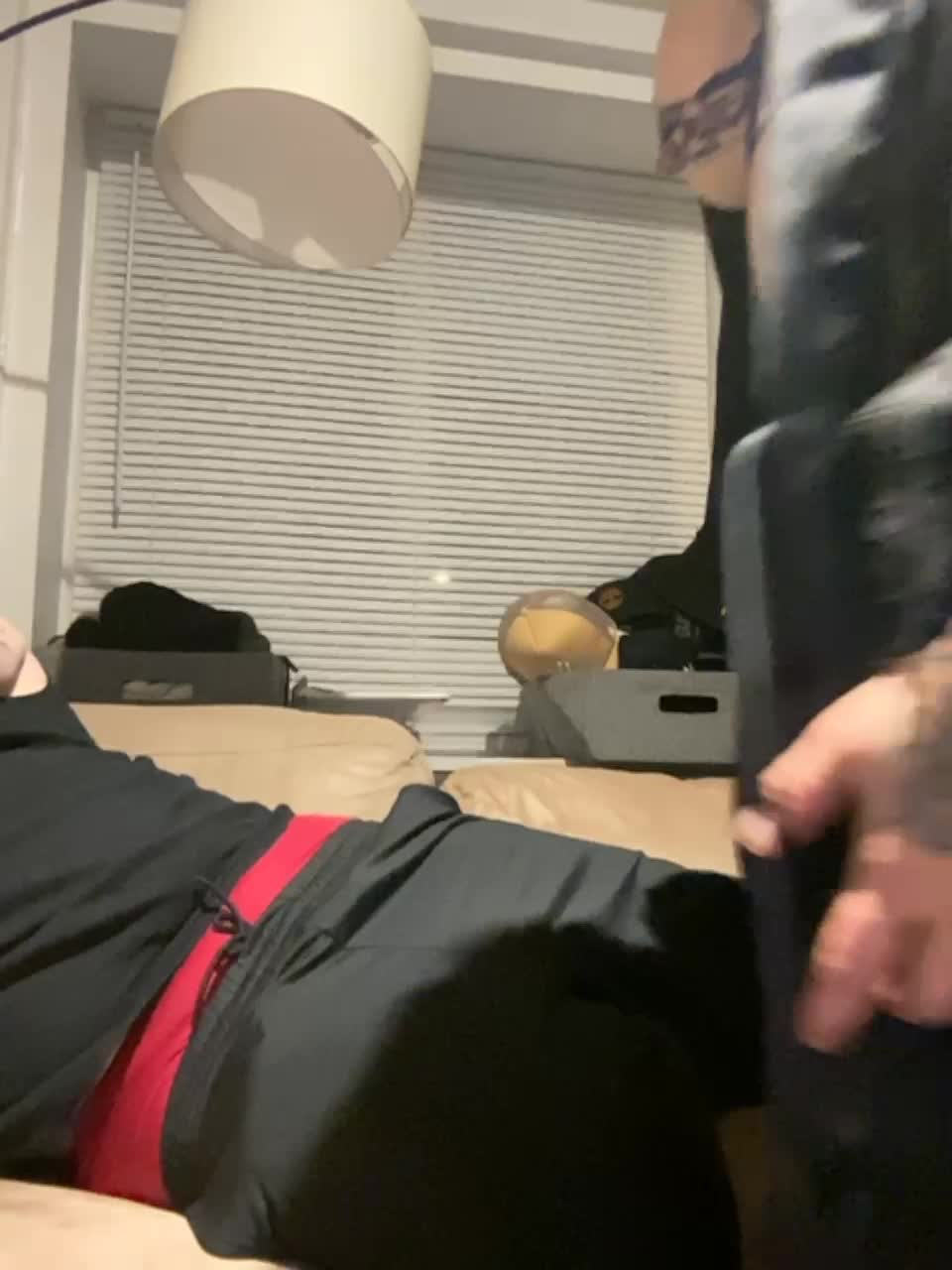 View or download file luv2lustwithus on 2023-10-05 from bongacams