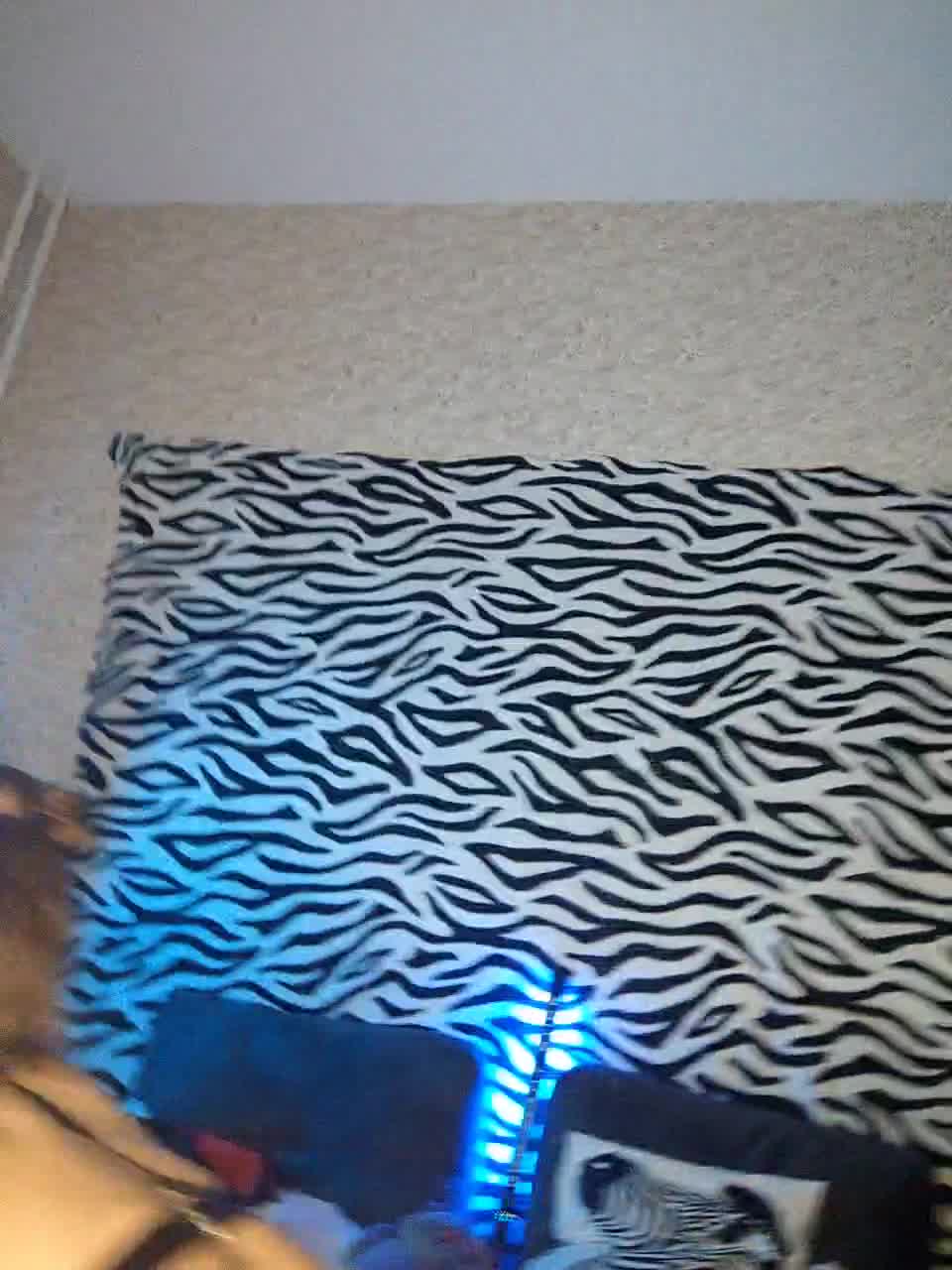 View or download file duostars1 on 2023-10-07 from bongacams